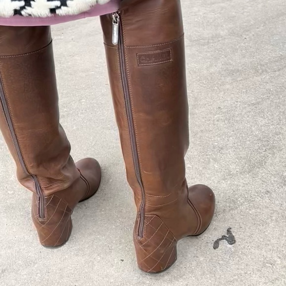 Chanel Knee High Boots Zip up Logo Brown Leather - Picture 15 of 16